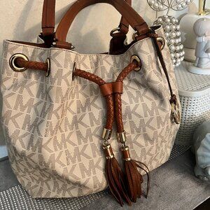 Michael Kors Jet Set Large Logo Leather Gathered Brown Vanilla Tote Purse